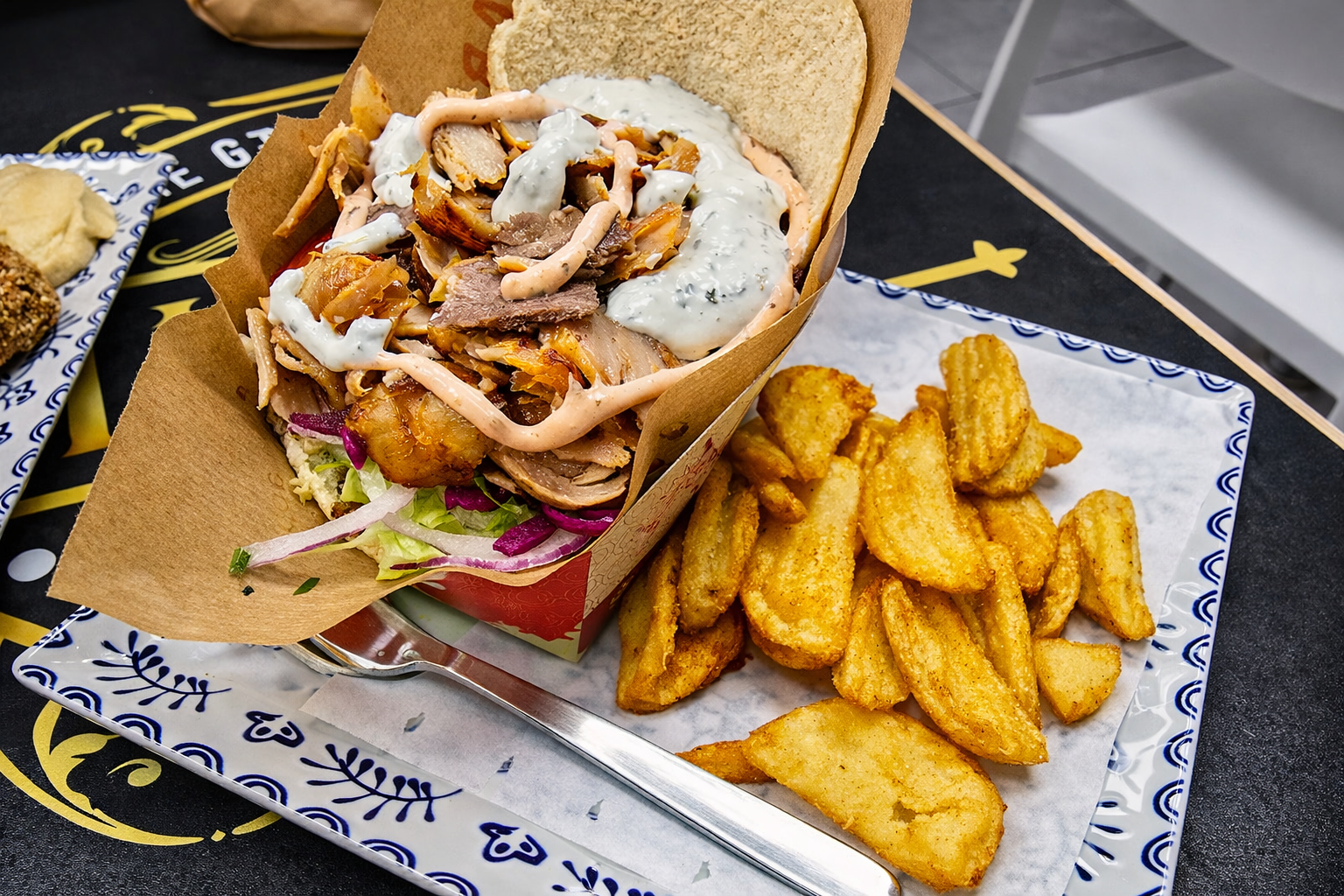 Carne de kebap marinada